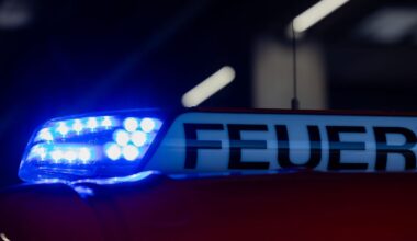 Nordrhein-Westfalen: Drei Menschen bei Wohnhausbrand verletzt