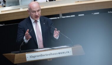 Berlin & Brandenburg: Wegner gibt Regierungserklärung zur Verwaltungsreform ab