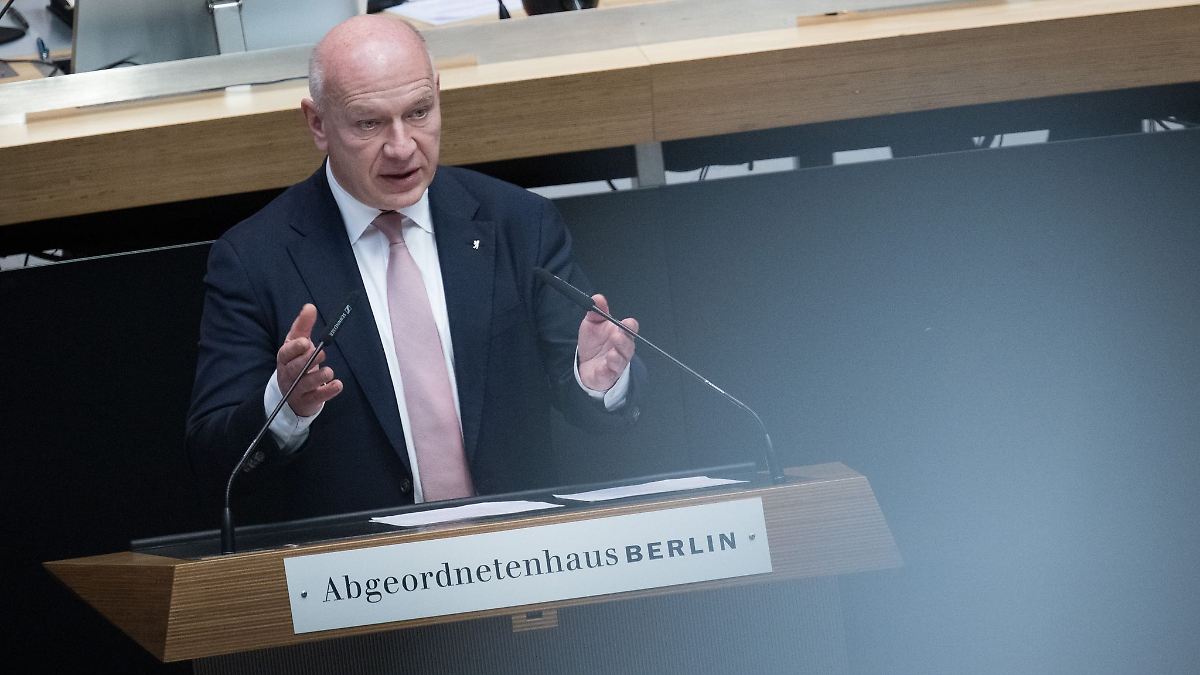 Berlin & Brandenburg: Wegner gibt Regierungserklärung zur Verwaltungsreform ab