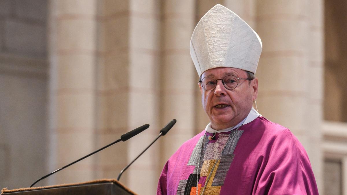 Limburger Dom: Bischof Bätzing rechnet in Osterpredigt mit Trumps Politik ab