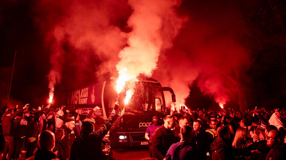 Fußball: Die emotionale Rückkehr des Traditionsklubs MSV Duisburg in die dritte Liga