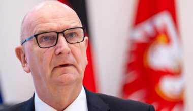 Berlin & Brandenburg: Regierungschef Woidke verteidigt Haushalt gegen Kritik