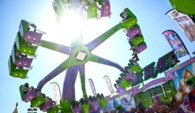 Bunter Rummel in Bremen - Osterwiese beginnt