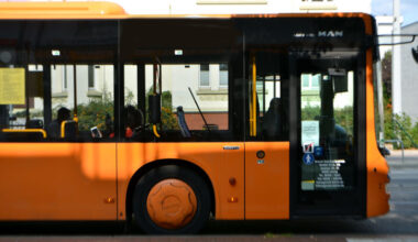 Buslinien 373 und 800: Haltestelle Bahnhof Bismarckstraße wird verlegt