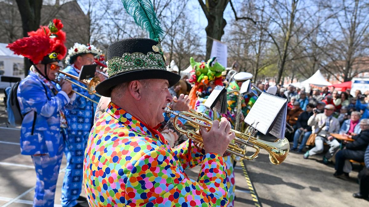 Berlin & Brandenburg: Ein Hauch von Holland: Potsdam feiert das Tulpenfest