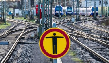 Niedersachsen & Bremen: Erdreich abgesackt: Sperrung der Bahnstrecke Hannover–Bremen