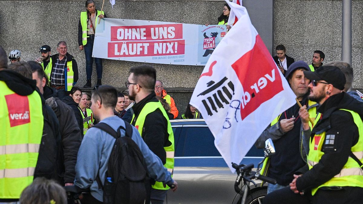 Berlin & Brandenburg: Streik der Charité-Tochter CFM läuft