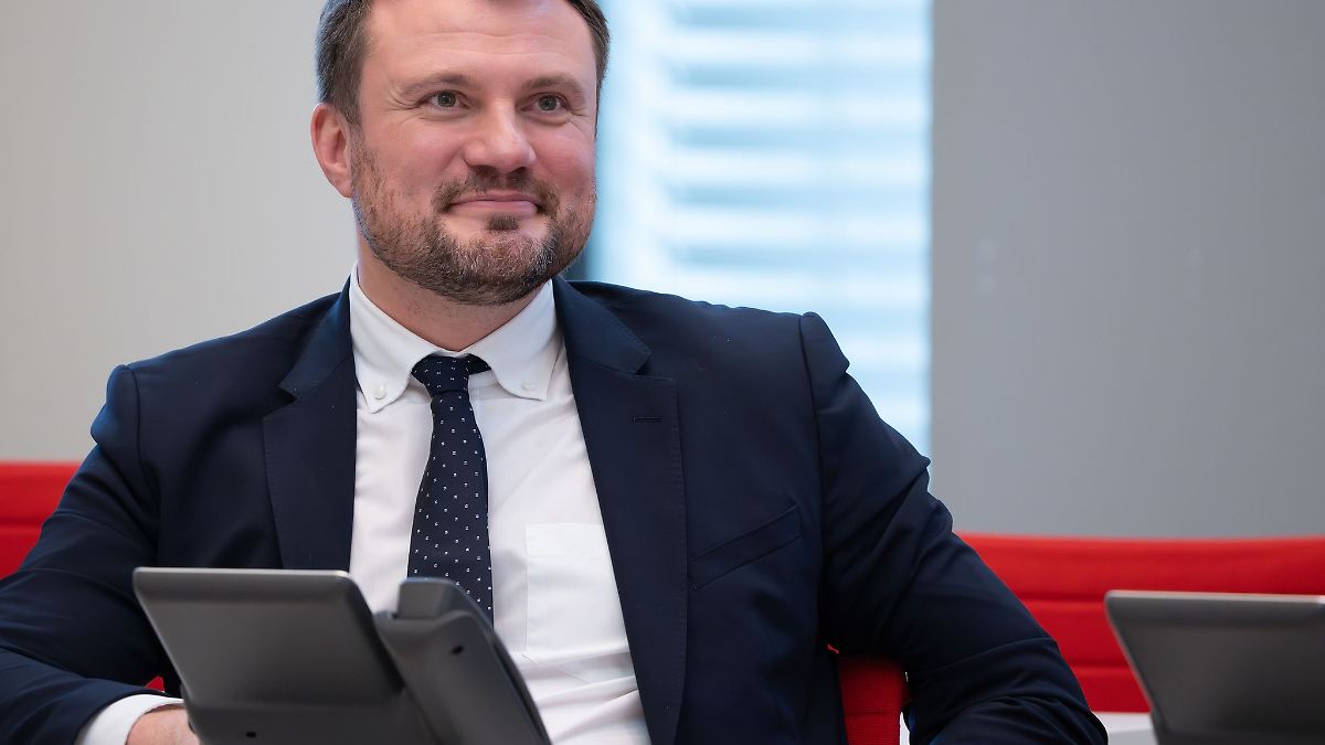 Berlin & Brandenburg: Ermittlungen gegen Wirtschaftsminister Keller eingestellt