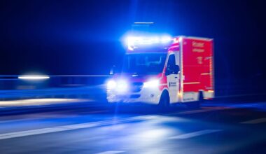 Hamburg & Schleswig-Holstein: Auto kollidiert mit Bus - sechs Verletzte