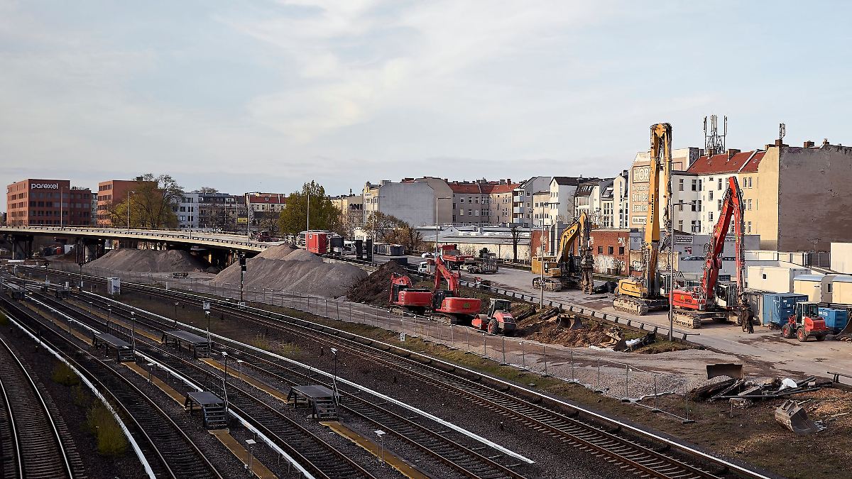 Berlin & Brandenburg: Abriss der Westendbrücke an A100 ab spätem Abend geplant