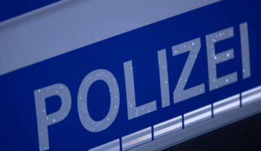Berlin & Brandenburg: Mopedfahrer bei Unfall schwerverletzt