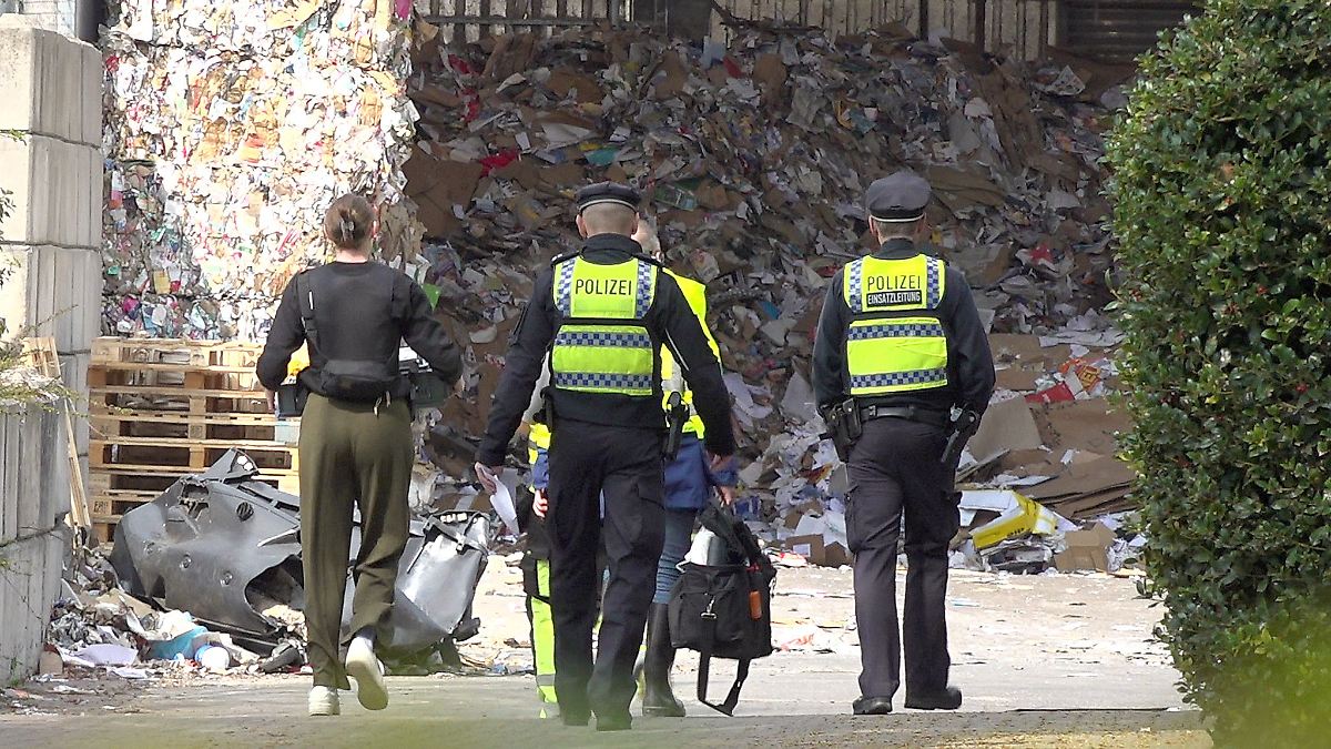 Hamburg & Schleswig-Holstein: Leichenfund in Hamburg - Identität weiterhin unklar