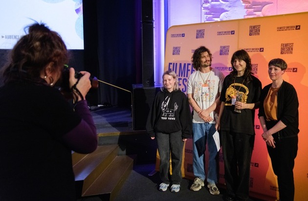 Filmfest Dresden: „Do Something“ gewinnt den vom MDR gestifteten Publikumspreis