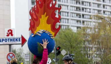 Berlin & Brandenburg: 200 Radfahrer bei Demonstration von Fridays for Future