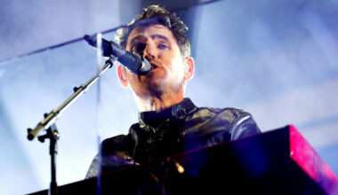 Scouting For Girls spielen auf ihrer UK-Tournee im Londoner Roundhouse