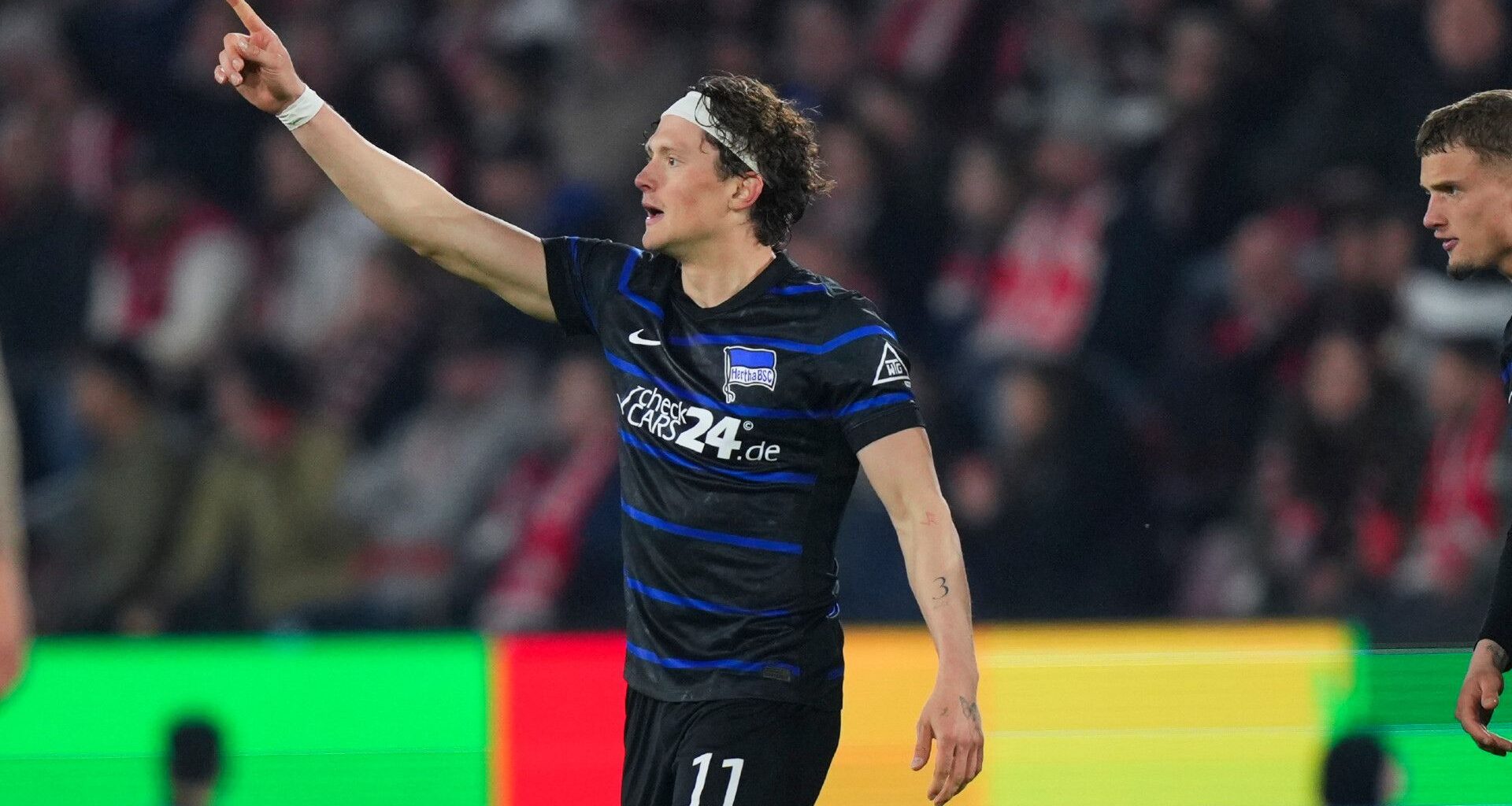 Fabian Reese trifft traumhaft: Hertha siegt auch in Köln