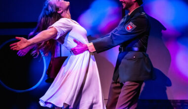Das Grenzlandtheater Aachen präsentiert im Kursaal Gemünd Horváths Klassiker "Glaube, Liebe, Hoffnung". Bild: Dominik Fröls