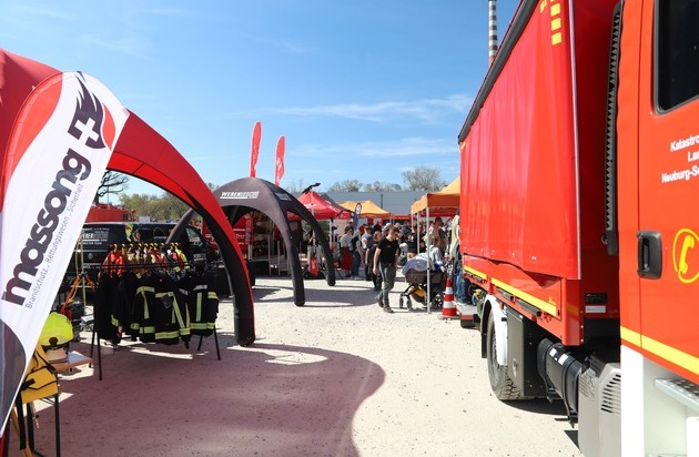 Feuerwehr Nürnberg: Auftaktveranstaltung des 150. Jubiläums der Berufsfeuerwehr ...
