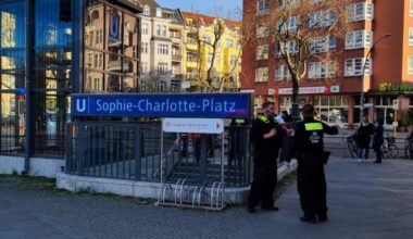 Berlin: Mann in U-Bahnhof erstochen – Polizei schießt Messer-Angreifer nieder