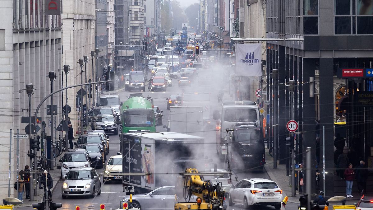 Berlin & Brandenburg: Verfassungsgericht verhandelt über Plan für Autoverbot