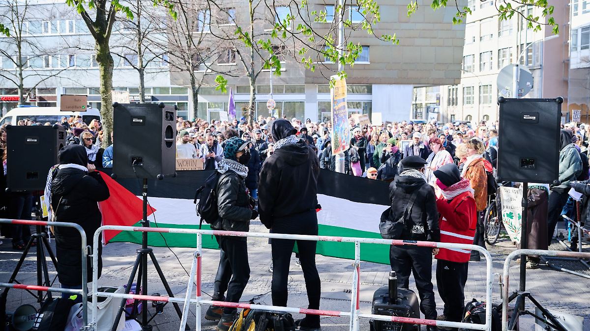 Berlin & Brandenburg: Ausreise von EU-Bürgern - Pro-Palästina-Protest