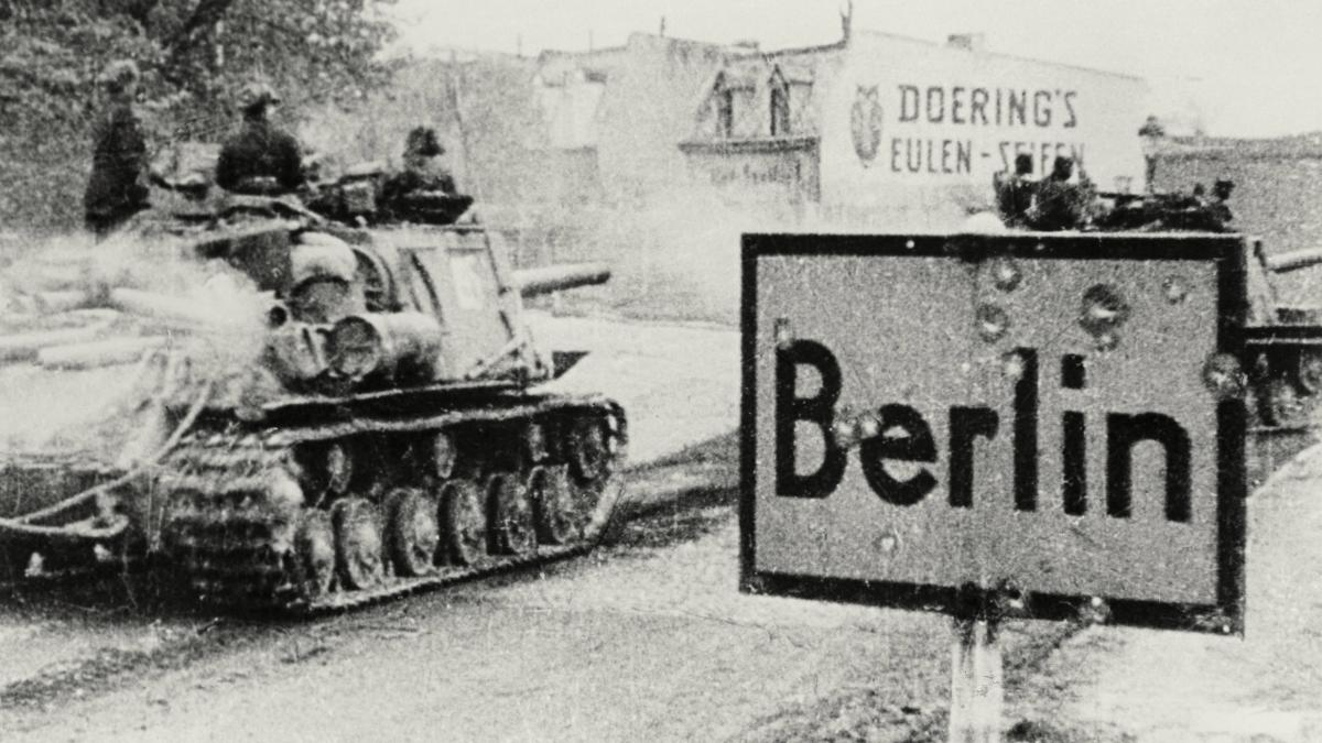Berlin 1945: Das „widerliche Sausen der Stalinorgeln“ zielte jetzt nur noch auf Mitte