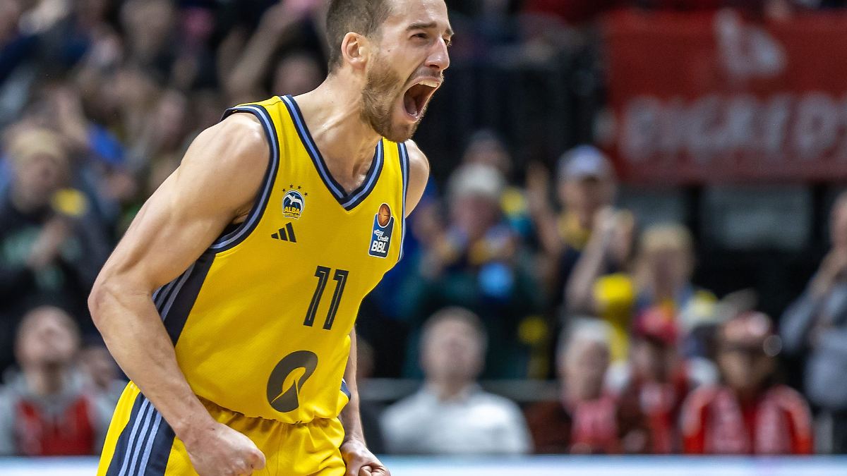 Berlin & Brandenburg: 102:88 im Klassiker gegen Bonn: Alba klettert in Play-Ins