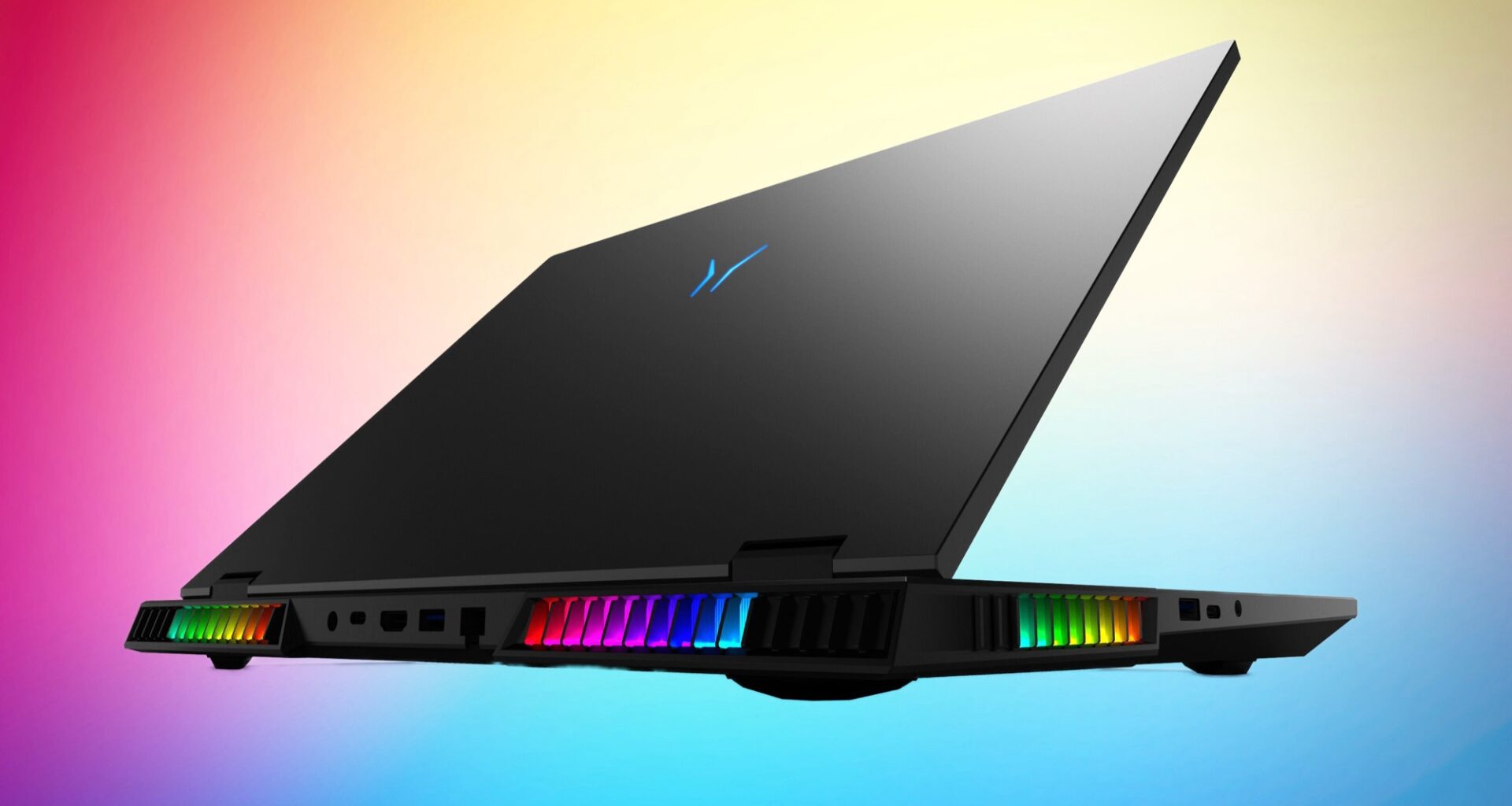 18 Zoll Gaming-Bolide mit RTX 5090 und Thunderbolt 5: Medion präsentiert Erazer Beast 18 X1