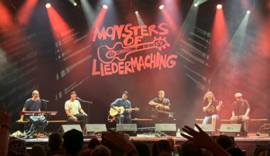Zwischen Sitzpogo und Kühlschrankromantik - Monsters Of Liedermaching im Bielefelder Forum