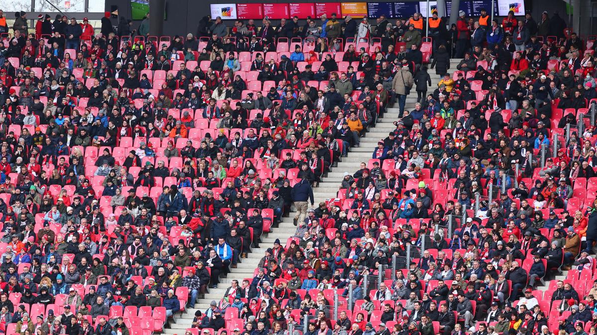 Bundesliga: Viele leere Plätze im Stadion – RB Leipzig zieht die Notbremse