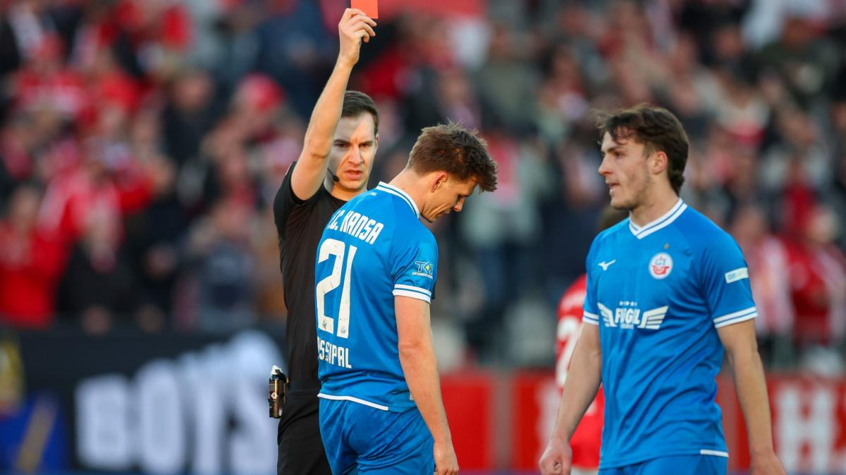 Hansa Rostock verliert in Unterzahl in Essen