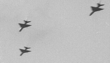 Ost-Jets über West-Berlin: Überschall-Knalle gegen den Bundestag