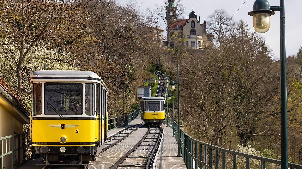 Sachsen: Revision beendet: Historische Standseilbahn fährt wieder