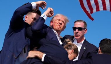Donald Trump lässt Obama-Porträt durch Attentat-Gemälde ersetzen
