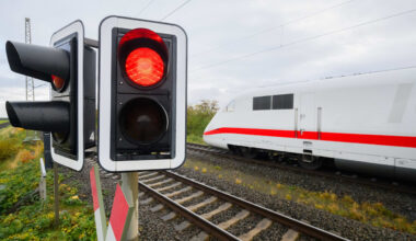 Für sieben Wochen: Bahnstrecke zwischen Mannheim und Stuttgart dicht | Regional