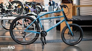 Ausgezeichnet mit dem ersten Community Award der Cyclingworld Europe 2025: Das Bombtrack Munroe Adventure-Cargobike.