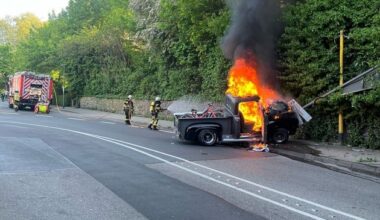 FW-E: Oldtimer verunfallt und geht in Flammen auf - eine verletzte Person