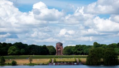 Mordkommission in Hamburg ermittelt: Leiche im Stadtpark entdeckt | Regional