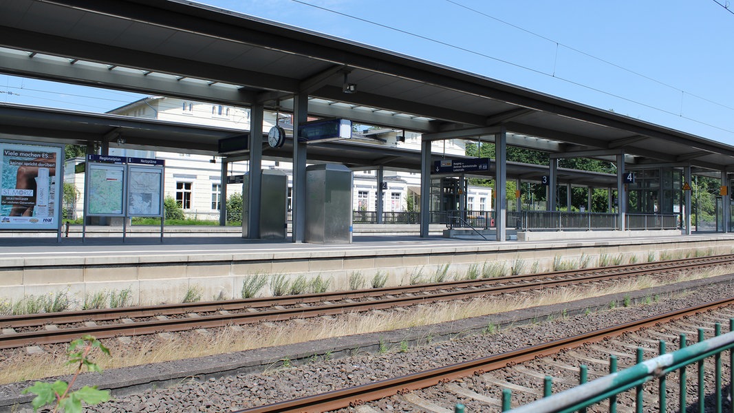 Zugausfälle zwischen Ahrensburg und Hamburg im April | NDR.de - Nachrichten