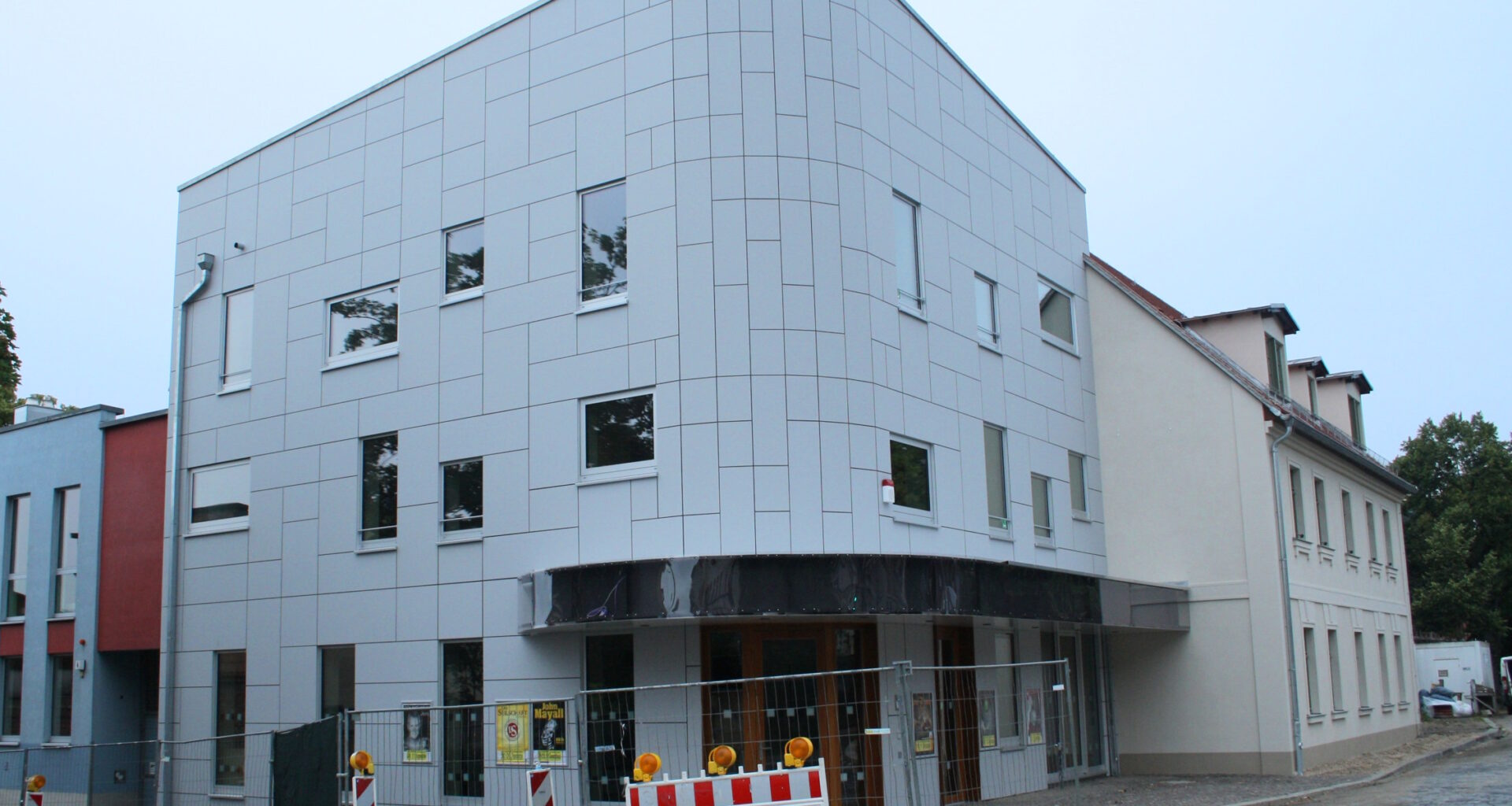 Platz für Schulbau und Sicherheit für das Kulturzentrum Anker · Leipziger Zeitung