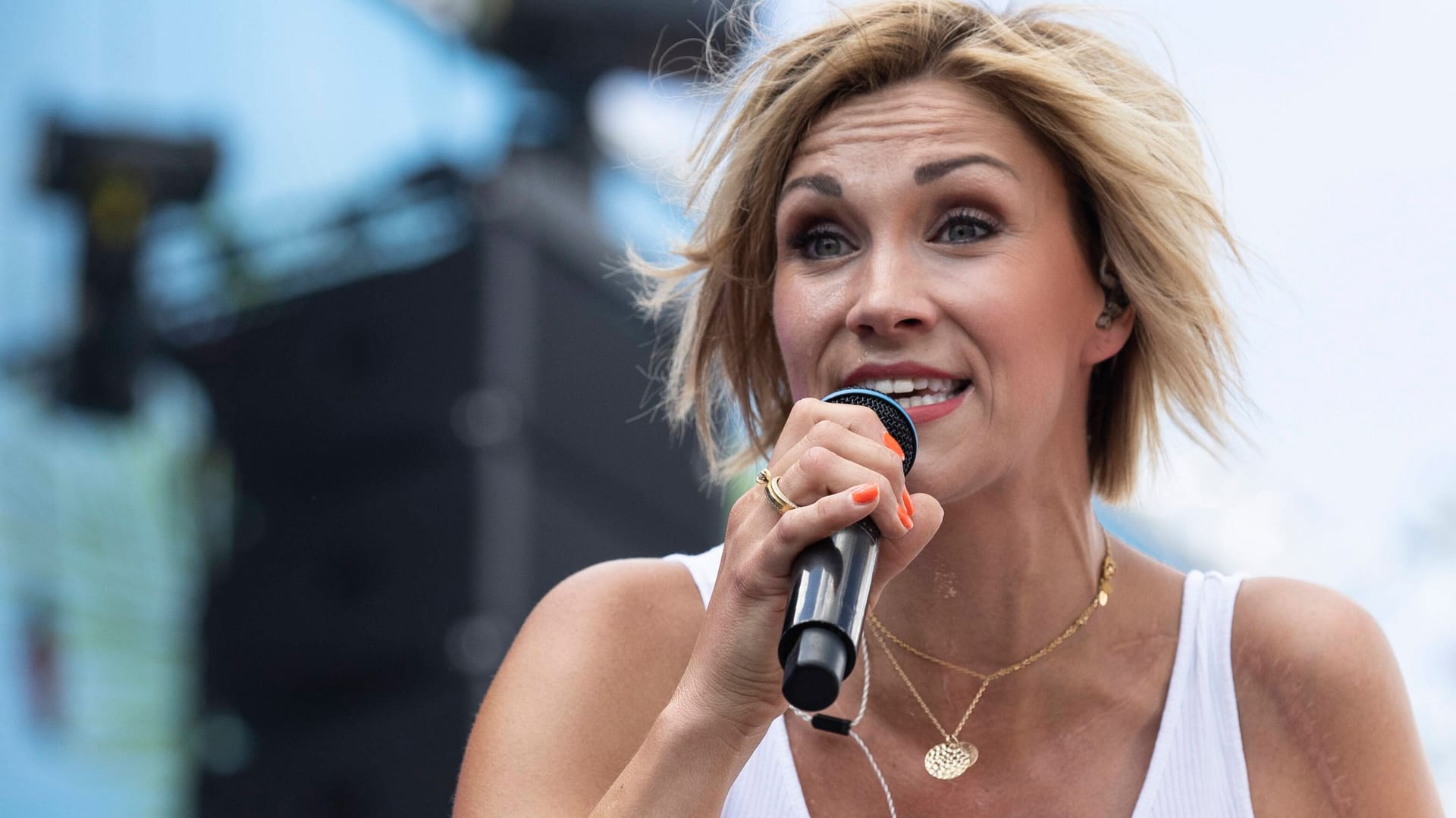 Anna-Maria Zimmermann: Sie präsentierte im "ZDF-Fernsehgarten" ihre aktuelle Single.