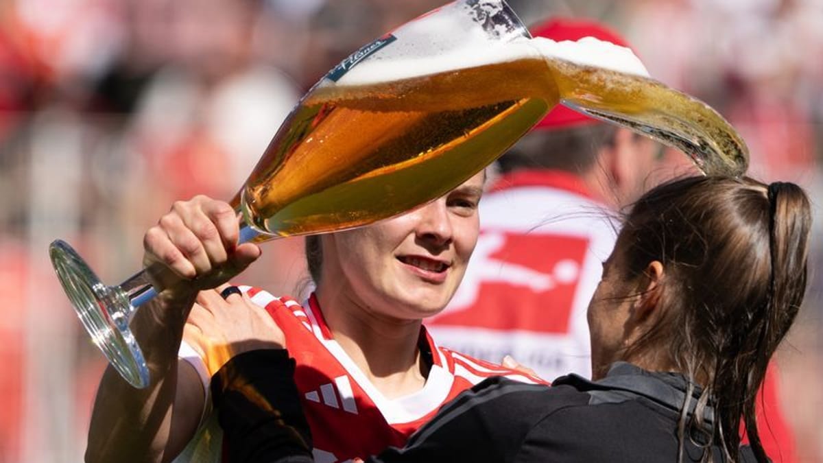 Union Berlin steigt in Bundesliga auf