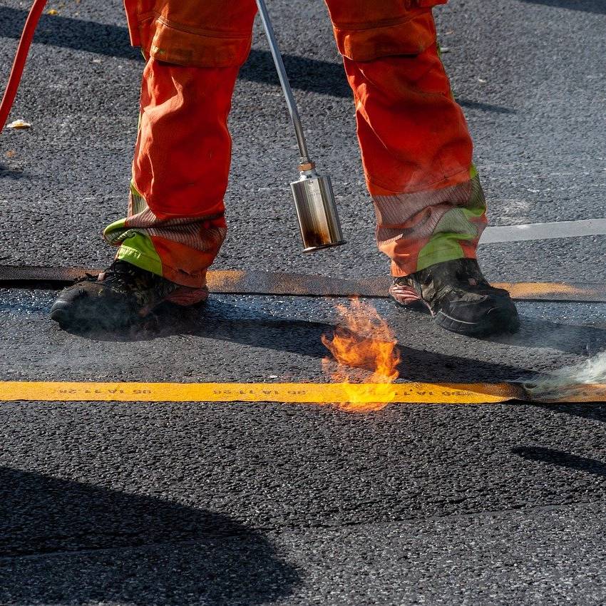 Verkehrseinschränkungen auf A4 und A1 bei Köln