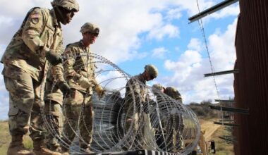 Trump weist das US-Militär an, die Kontrolle über einen Großteil der amerikanisch-mexikanischen Grenze zu übernehmen