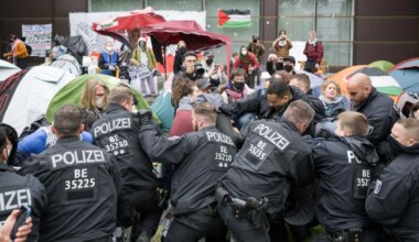 Berlin: Behörden wollen propalästinensische Aktivisten ausweisen - Politik