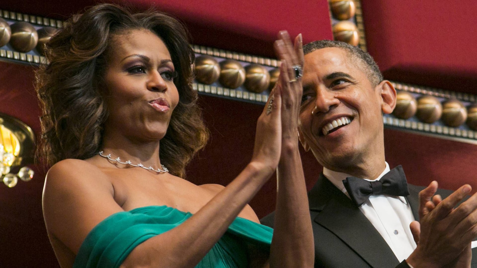 Barack Obama und seine Frau Michelle: Die beiden gelten eigentlich seit Jahrzehnten als glückliches Ehepaar. Trügt der Schein?