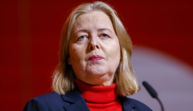 Bärbel Bas hält sich Kandidatur für SPD-Parteivorsitz offen