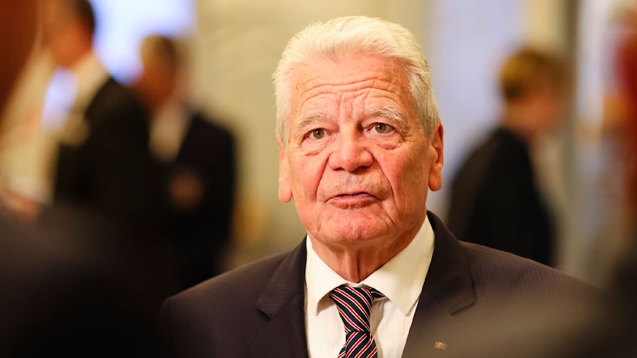 Ukraine-Krieg: Joachim Gauck attestiert Deutschland „mentale Schwäche“ | Politik