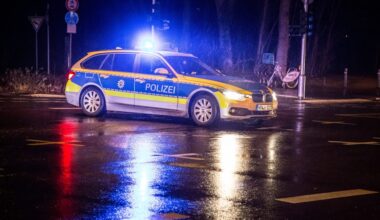 Duisburg/Gelsenkirchen: Schiffsunfall in der Schleuse - Motorschaden führt zu Kollision