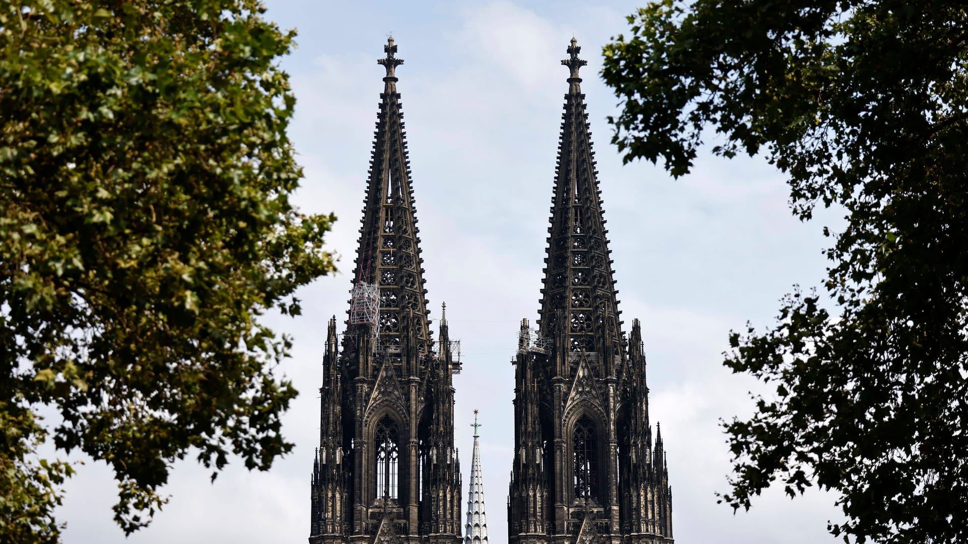 Blick auf den Kölner Dom (Archivbild): Der Fall datiert bereits aus dem Jahr 1992.